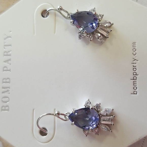 Bomb Party Earrings - Picture 3 of 3